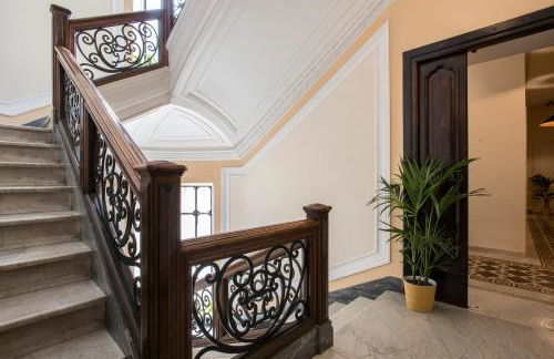 Flat Three - Photo 21