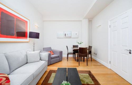1BR Walk to Tower Bridge & Aldgate Station - Photo 4