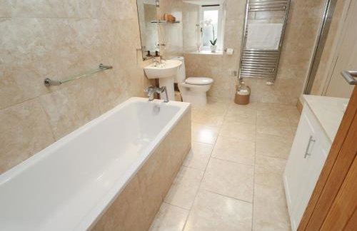 Riverside Barn - Photo 16