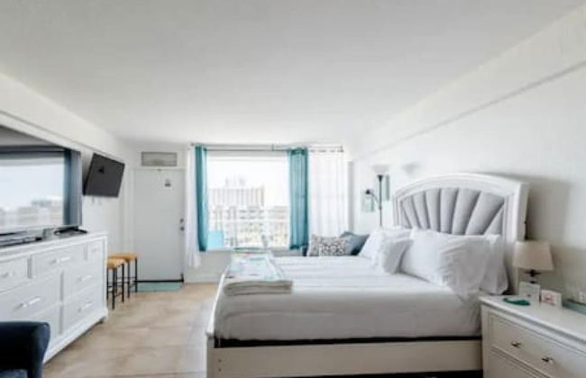 613 3 Beds Luxury Beachfront Studio Ideal 4 Long Stays - Foto 43