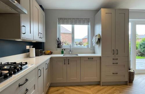 Luxury 3 Bedroom Home - 15mins to Birkdale Open - Foto 59