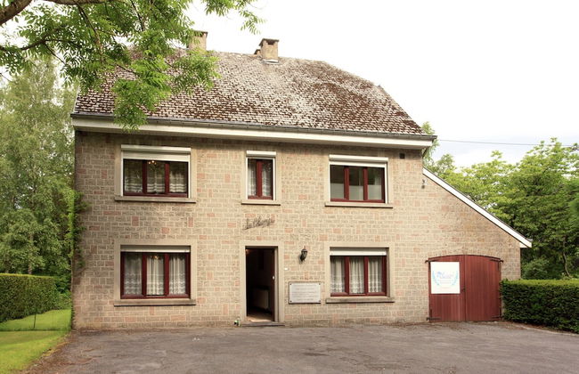 Quaint Holiday Home With Fenced Garden in Manhay - Photo 1
