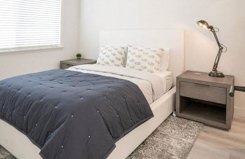 Montecito-Chic Beachside Retreat - Photo 18