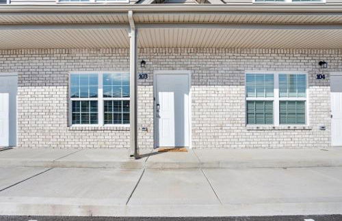 Make Lemonade in luxury w king bed and free parking plus 40 minutes to Nashville - Foto 3