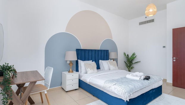 3BR Boutique Apt Near JBR Beach by Belvilla - Foto 2, Habitación