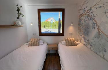 Domek nad samym brzegiem jeziora z prywatną "4-You" - Photo 3