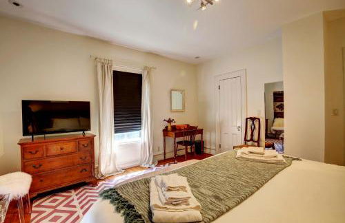 Walk to Downtown Pet-Friendly Millerton Home! - Photo 17