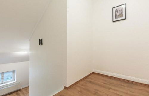 Duisburg - 2 Schlafzimmer Monteurwohnung - Vollausgestattete Küche - WIFI - Photo 5