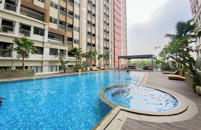 Good Choice and Comfy Studio Apartment at LRT City Jatibening - Photo 19