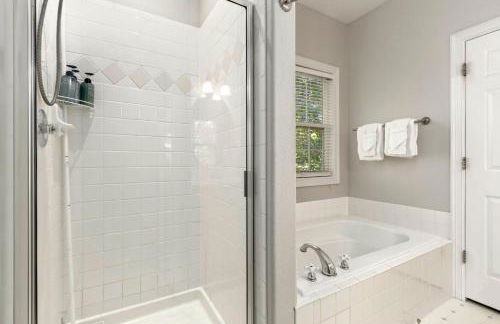 Fabulous Family-friendly Retreat by Windsor Lake! - Foto 73