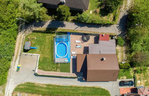 CVETKOVA HIŽA sa JACUZZIJEM - Foto 4