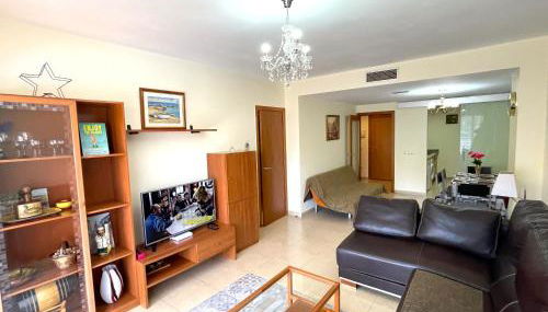 Bright & spacious 2BR in Fenals with pool view - Foto 4