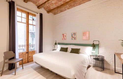 Aspasios Gracia Apartments - Photo 2