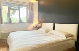 Tree Tops Holiday Let & Sauna South Downs West Sussex Sleeps 10 - Foto 15