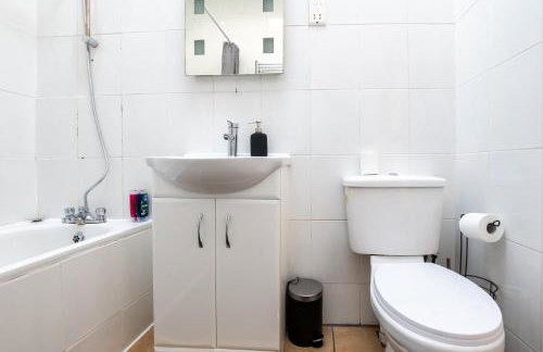 Huge 4 BR, 30s to Tube, 3 Bath & Gym Gear - Foto 5