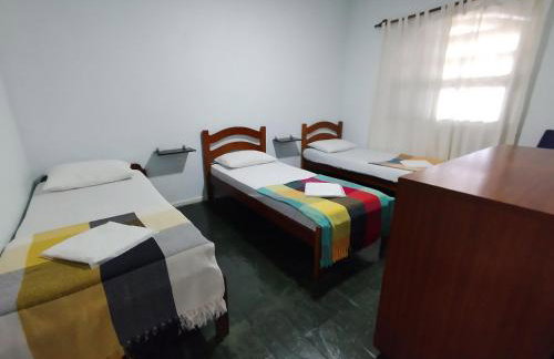 Cabo Frio, casa estilo colonial, ampla e confortável. - Foto 12