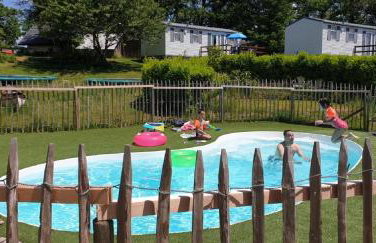 Stacaravan 6 persoons - Camping Le Soustran - Foto 15