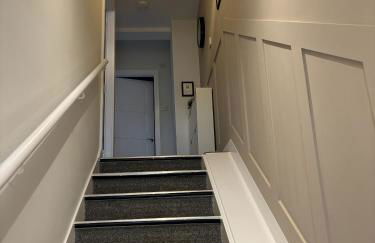 The Hive Apartment - Photo 34