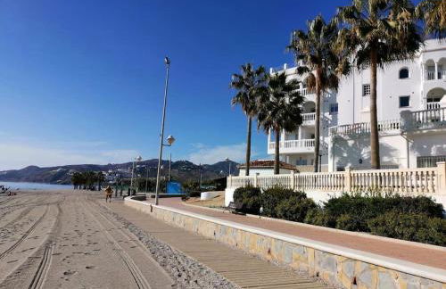 Ático fresco y luminoso con aparcamiento privado - Foto 51