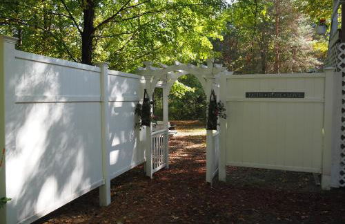 Emanuel - Cute Upstairs Apt AC Great Location - Foto 7