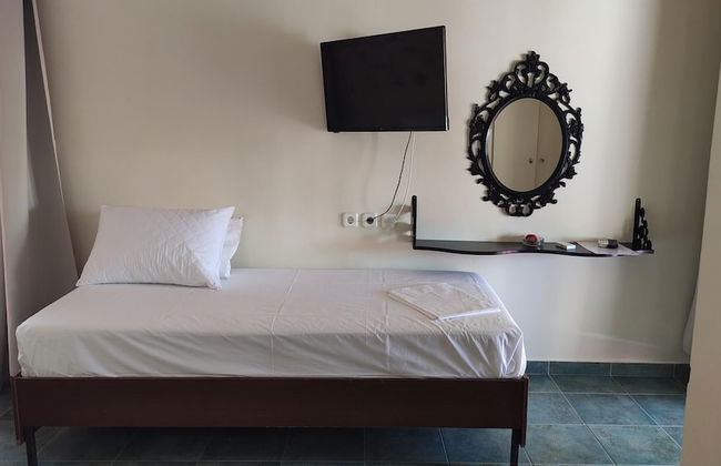 Okeania Seafront Rooms in Kamena Vourla - Foto 58