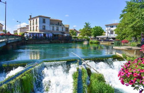 Nice Apartment In Caumont-Sur-Durance - Foto 7