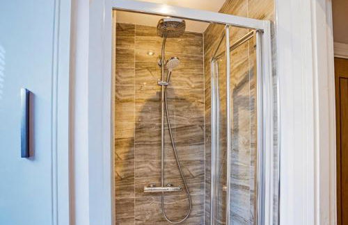 Stylish Apartment in Jewellery Quarter Onsite Parking, Wi-Fi & Netflix - Foto 7