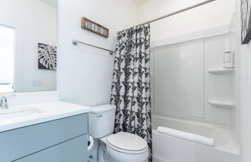 6 Bedroom Quiet Townhome! 6min to Airport & 15min to Downtown! - Foto 32