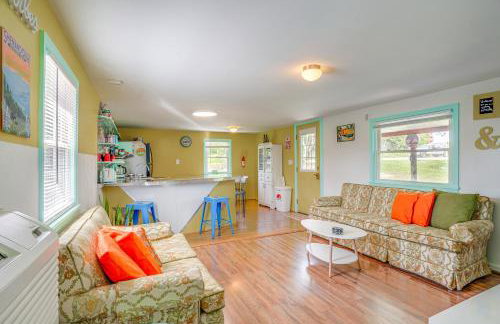 Waterfront Virginia Retreat with Canoe, Pets Welcome - Foto 1