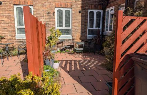 Apartment with Outside Patio and Car Space - Foto 19