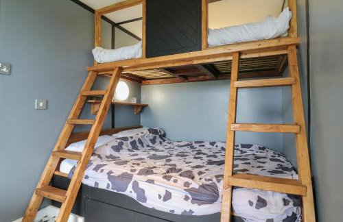 Dozy Dotty Cow Shed 4 - Foto 10