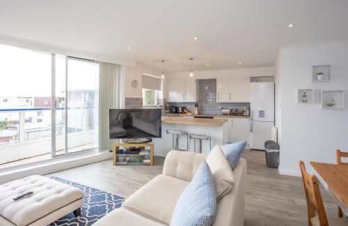 Stunning 2 bed Seaside Apartment With Sea Views - Foto 41