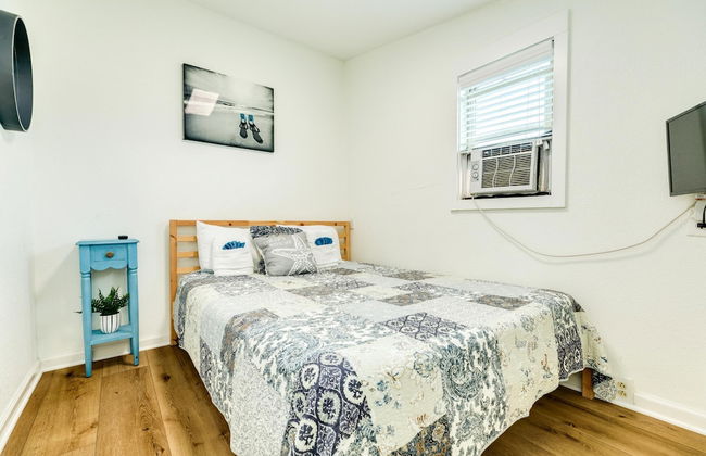 Cute Beach Bungalow Walk to the Beach - Foto 17