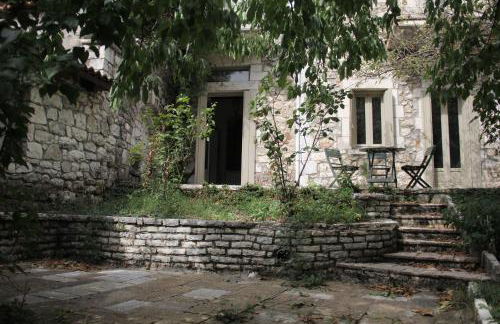 The Stonehouse - Photo 17