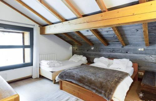 Superbe Duplex Savoyard pour 13 pers. avec Cheminée et Balcons, à 300m des Pistes - FR-1-398-616 - Foto 11