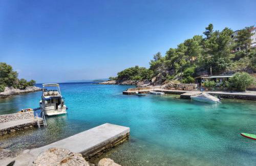 HOLIDAY HVAR lux - Photo 3