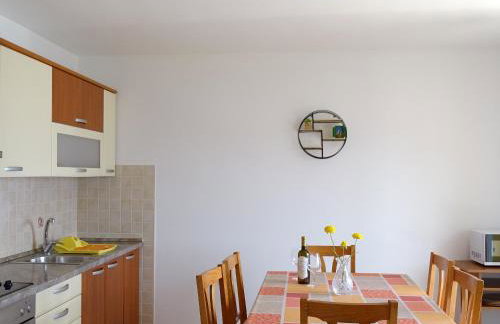 6 pax Apertment ON THE BEACH with Terrace, Sea view, Garden, Parking ensured, first floor - Photo 6