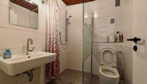 Quiet little house with seperate entrance - Foto 2, towels, Shower