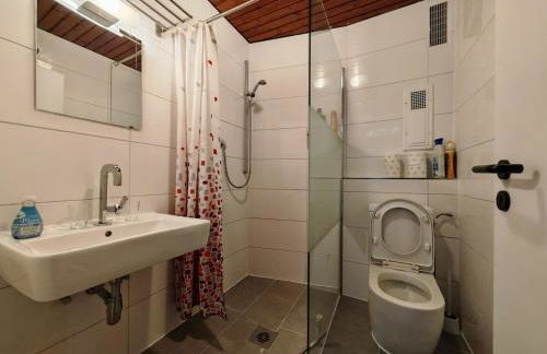 Quiet little house with seperate entrance - Foto 2