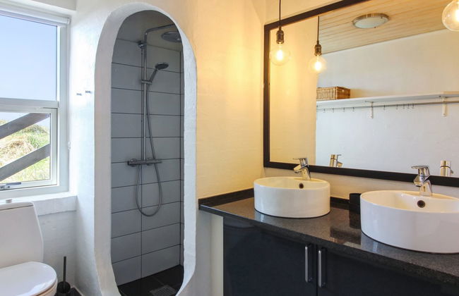 "Judeth" - 300m from the sea - Foto 29