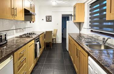 1 Bed Apartment - Central location - Sleeps 4 - Garden - Amaya Two - Free Gym Access - Foto 6