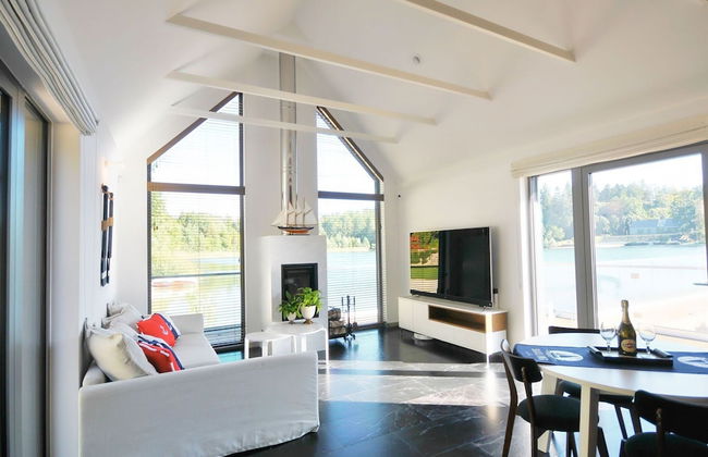 Unique Holiday Home on the Water, Bytow - Photo 13