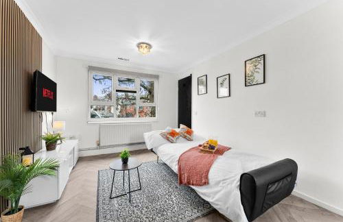 Centrally Located Apt with Parking - Foto 48