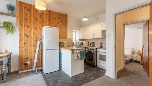 Charming Historic Stay - Cosy Flat with parking - Foto 5