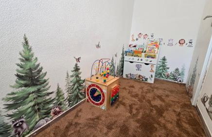 Monteur & Ferienapartment Leidenberger Parkplatz WLAN Kinderspielzimmer - Photo 30