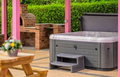 Lilys Pink House - Photo 52