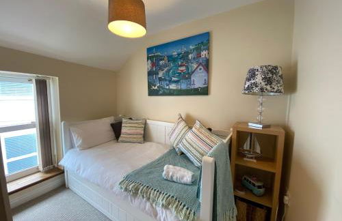 Extended Fishermans cottage with stunning sea views - Foto 22