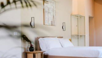 Sky Room Square View - 3 min walk to Benina Express - Foto 3