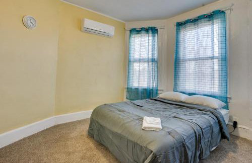 Easy City Commuting! Walkable Newark Duplex - Photo 13