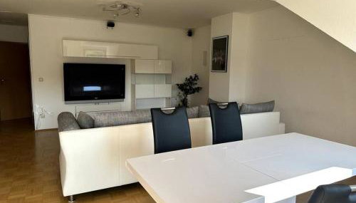 Großzügige 2-Zimmer-Wohnung mit Balkon, ruhige Lage - Foto 5